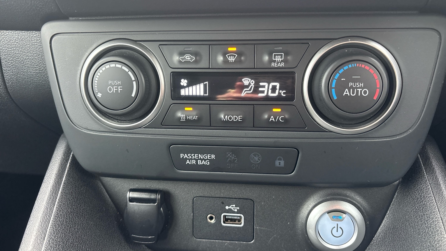 Used Nissan Leaf 2021 for sale - 77272162: Photo 32