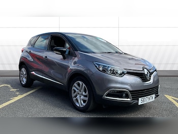 Used Renault Captur 2017 for sale - 79527300: Photo