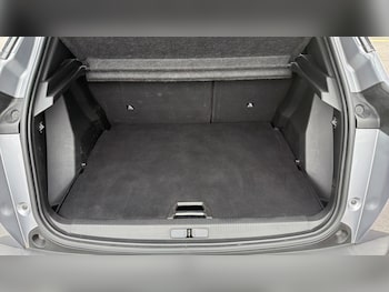 Used Peugeot 2008 2021 for sale - 79299066: Photo
