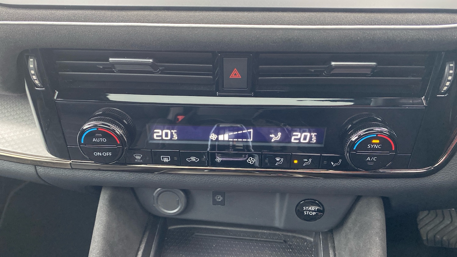 Used Nissan Qashqai 2024 for sale - 76653154: Photo 32