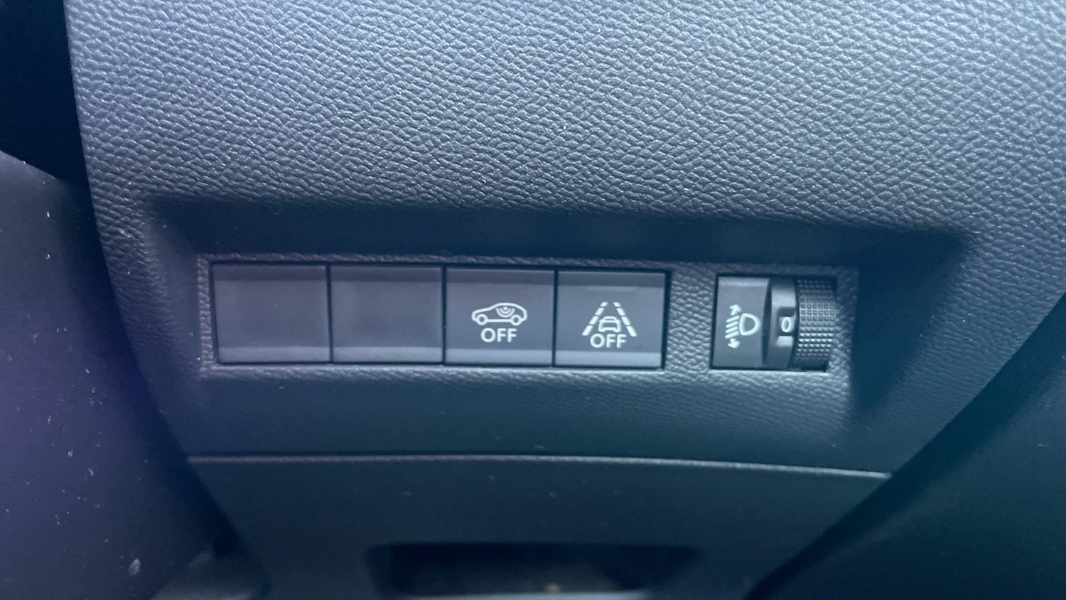 Used Peugeot 208 2021 for sale - 78122907: Photo 35