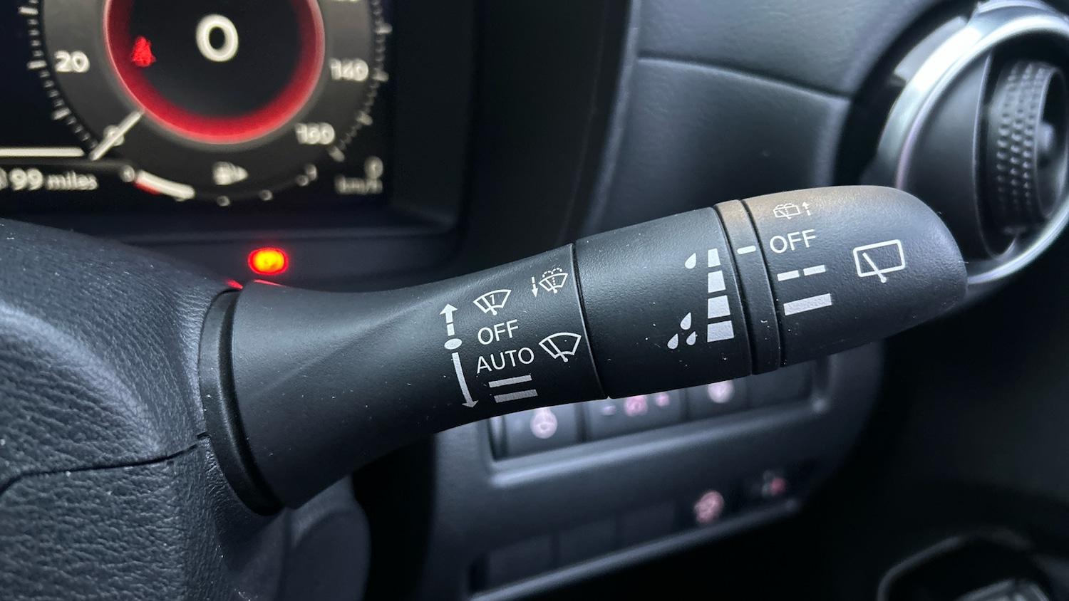 Used Nissan Juke 2024 for sale - 77379104: Photo 25