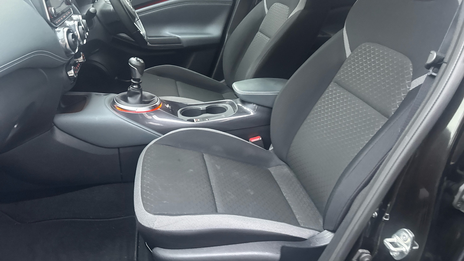 Used Nissan Juke 2020 for sale - 77070777: Photo 41