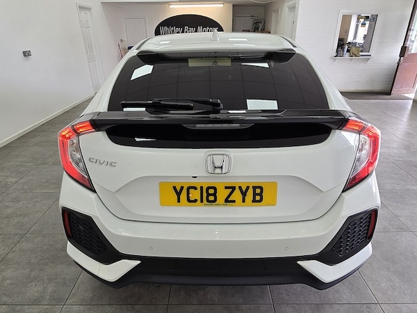 Used Honda Civic 2018 for sale - 75131238: Photo 4