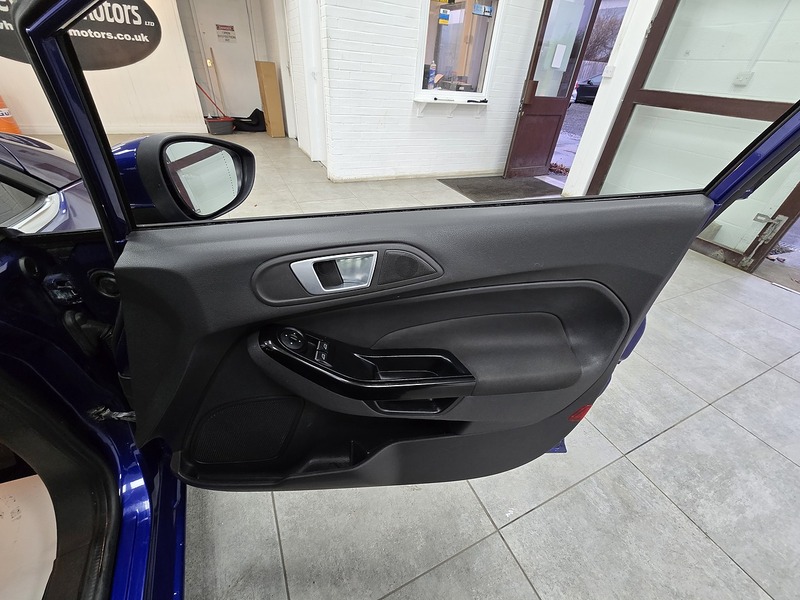 Used Ford Fiesta 2014 for sale - 78003960: Photo 12