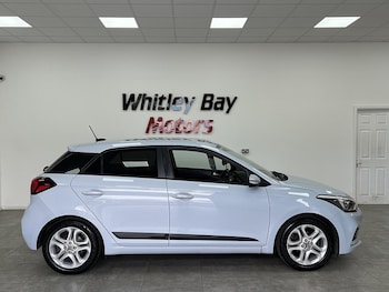 Used Hyundai i20 2018 for sale - 78711178: Photo