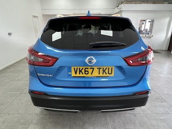 Used Nissan Qashqai 2017 for sale - 79392444: Photo
