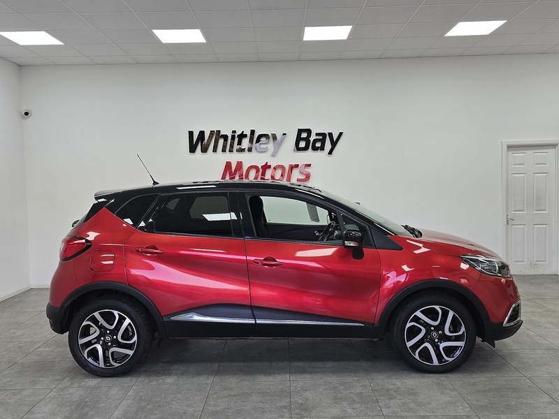 Used Renault Captur 2017 for sale - 76686822: Photo 2