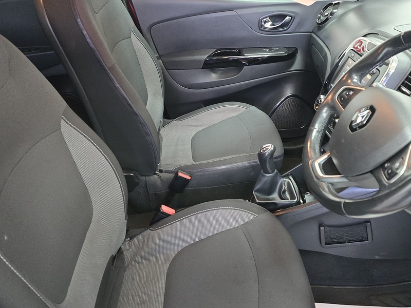 Used Renault Captur 2017 for sale - 76686822: Photo 8