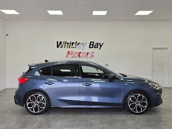 Used Ford Focus 2019 for sale - 76163653: Photo 2