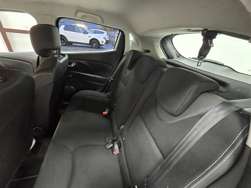 Used Renault Clio 2015 for sale - 77069803: Photo 18