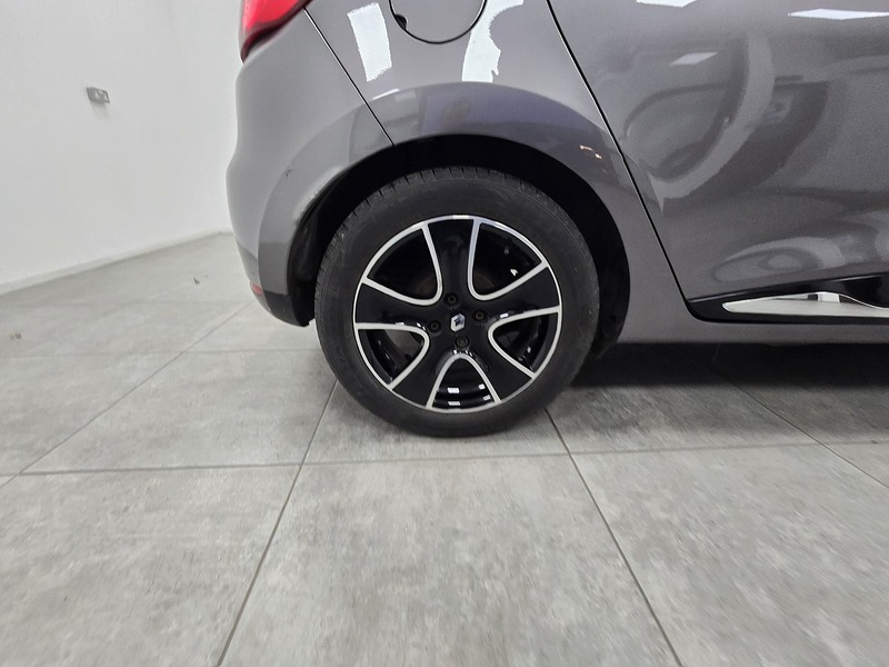 Used Renault Clio 2015 for sale - 77069803: Photo 22