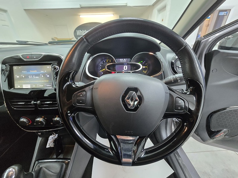 Used Renault Clio 2015 for sale - 77069803: Photo 9