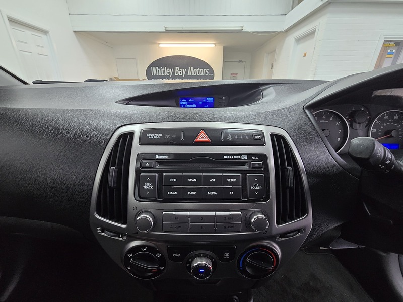 Used Hyundai i20 2012 for sale - 76946785: Photo 10