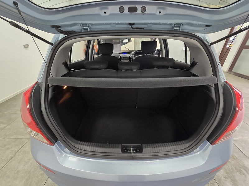 Used Hyundai i20 2012 for sale - 76946785: Photo 14