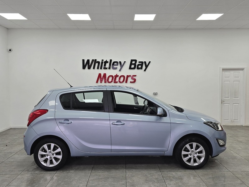 Used Hyundai i20 2012 for sale - 76946785: Photo 2