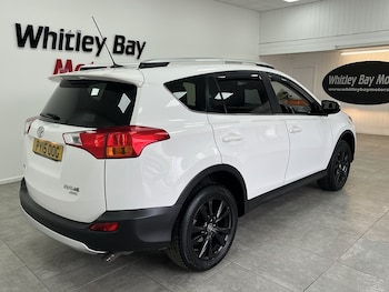 Used Toyota RAV4 2015 for sale - 78920089: Photo