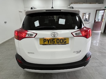 Used Toyota RAV4 2015 for sale - 78920089: Photo