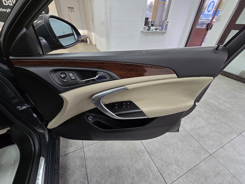 Used Vauxhall Insignia 2014 for sale - 76559492: Photo 13