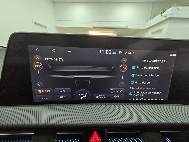 Used Kia EV6 2023 for sale - 77283750: Photo 12