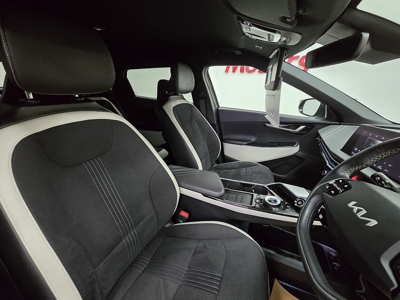 Used Kia EV6 2023 for sale - 77283750: Photo 16