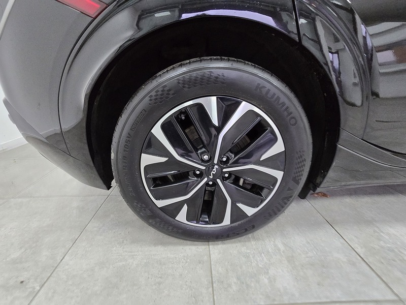 Used Kia EV6 2023 for sale - 77283750: Photo 23