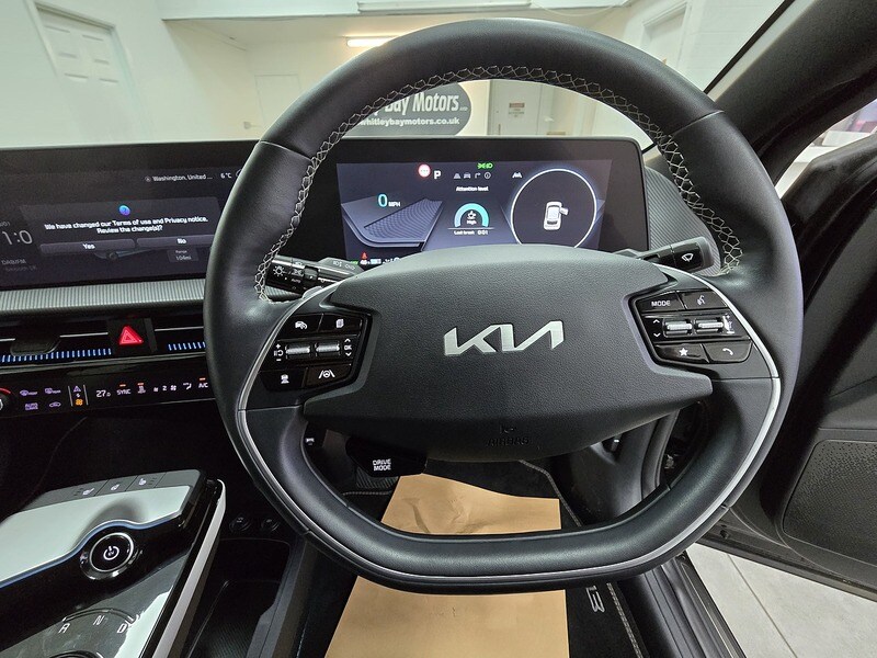 Used Kia EV6 2023 for sale - 77283750: Photo 9