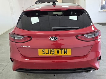 Used Kia Ceed 2019 for sale - 77917280: Photo