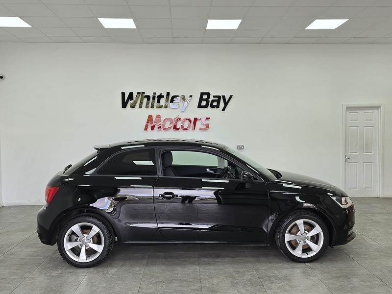 Used Audi A1 2018 for sale - 76057094: Photo 2