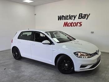 Volkswagen - Golf