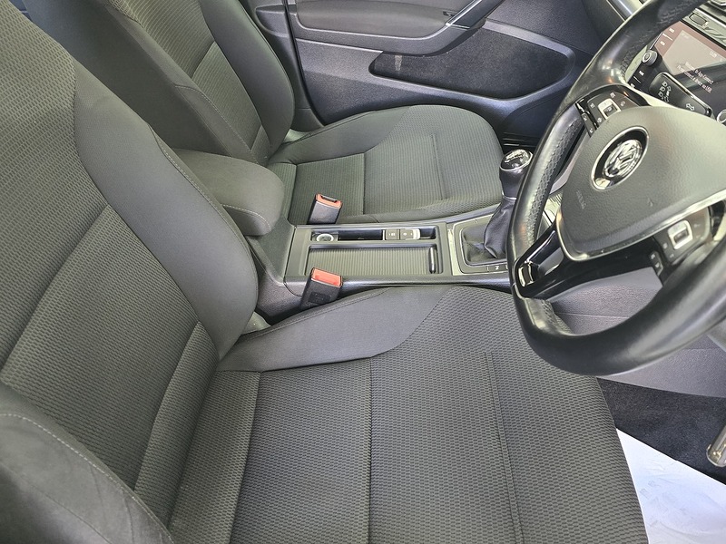 Used Volkswagen Golf 2018 for sale - 76288030: Photo 8
