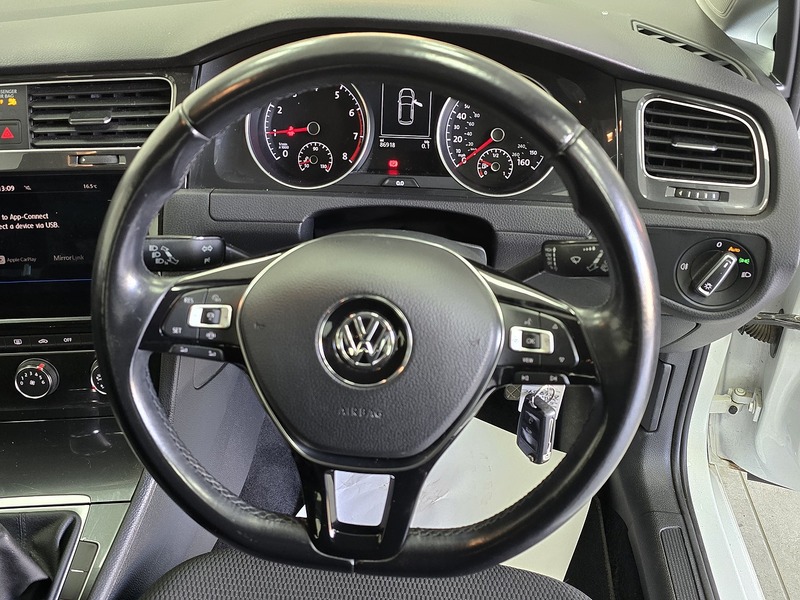 Used Volkswagen Golf 2018 for sale - 76288030: Photo 9