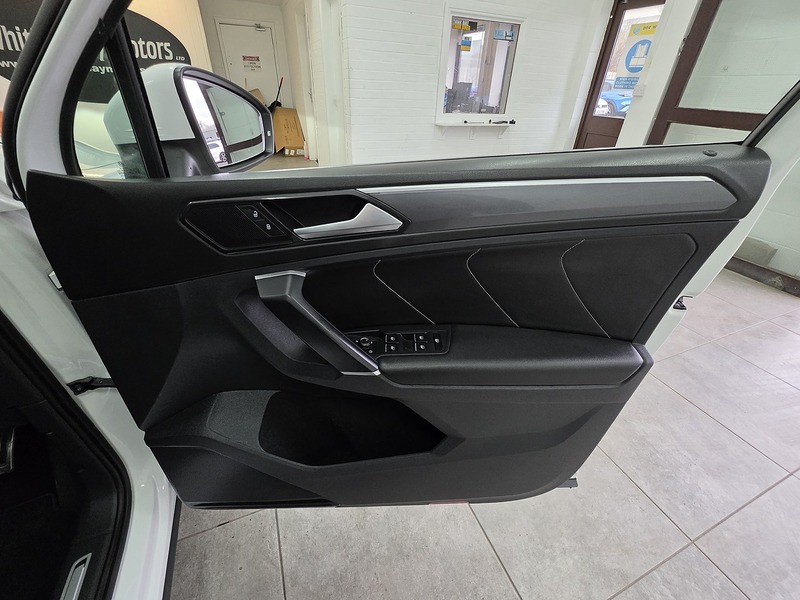 Used Volkswagen Tiguan 2018 for sale - 77850884: Photo 15