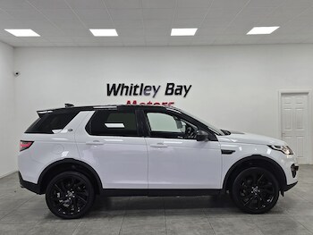Used Land Rover Discovery Sport 2017 for sale - 77494376: Photo