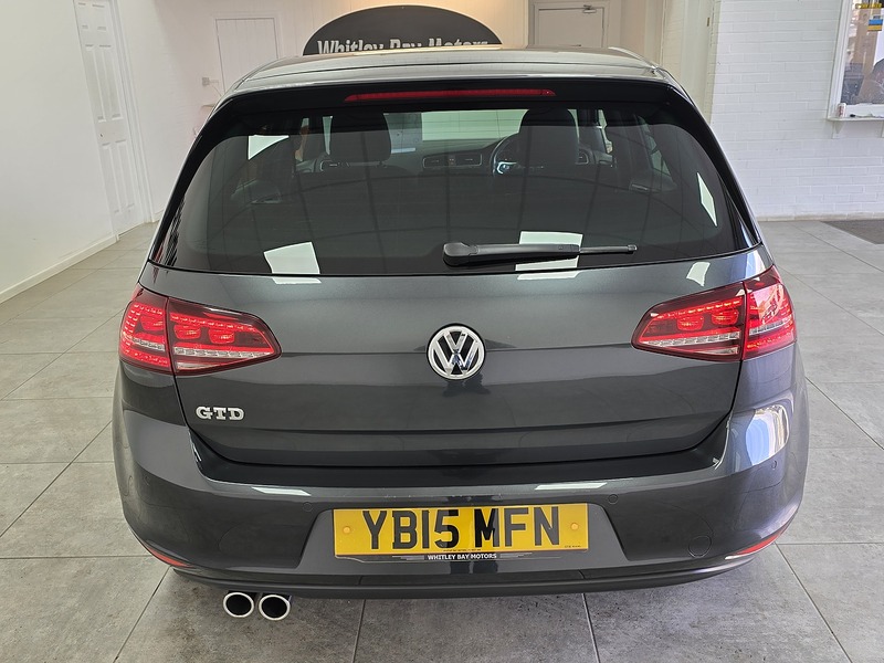 Used Volkswagen Golf 2015 for sale - 76403231: Photo 4