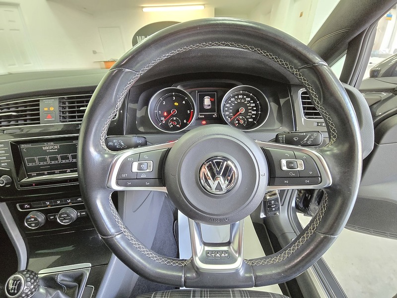 Used Volkswagen Golf 2015 for sale - 76403231: Photo 9