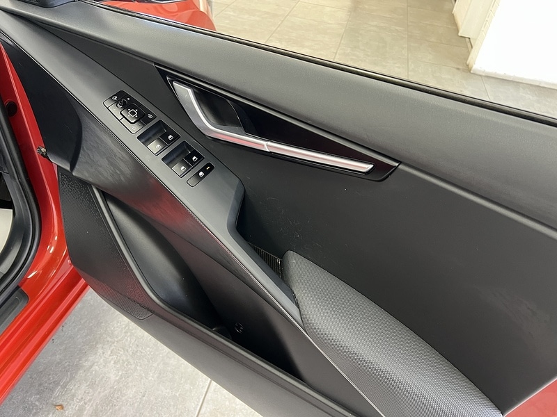 Used Kia Niro 2022 for sale - 76057100: Photo 18