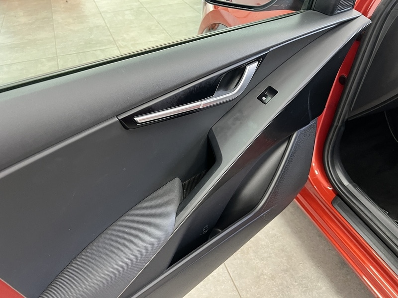 Used Kia Niro 2022 for sale - 76057100: Photo 22