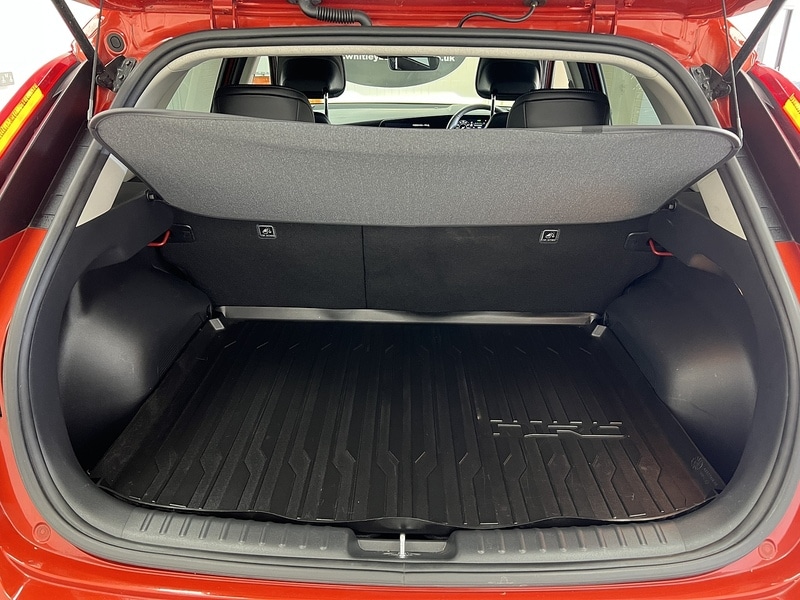 Used Kia Niro 2022 for sale - 76057100: Photo 5