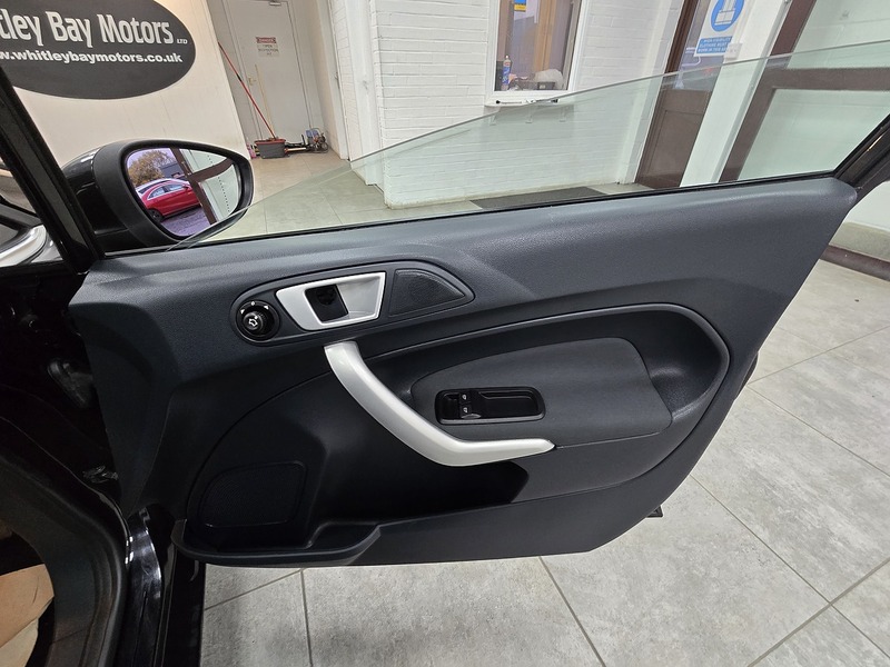 Used Ford Fiesta 2012 for sale - 76919756: Photo 12