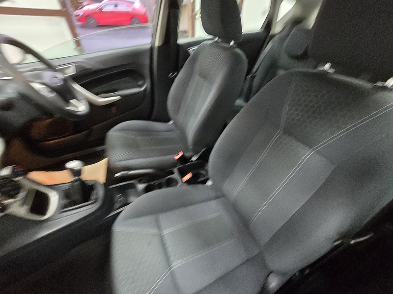 Used Ford Fiesta 2012 for sale - 76919756: Photo 17