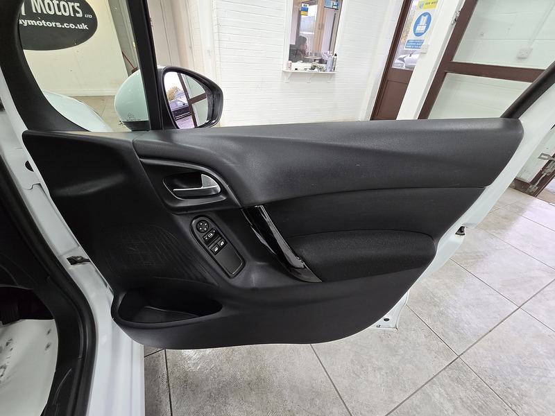 Used Citroen C3 2015 for sale - 76555161: Photo 10