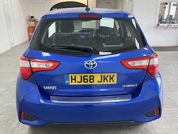 Used Toyota Yaris 2018 for sale - 79423168: Photo