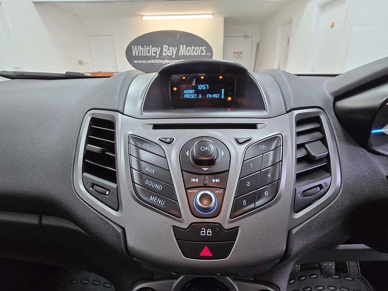 Used Ford Fiesta 2014 for sale - 76263807: Photo 10