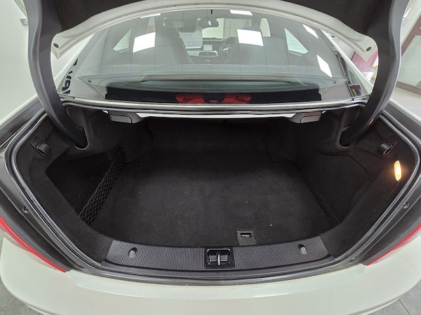 Used Mercedes-Benz C-Class 2015 for sale - 76133004: Photo 14