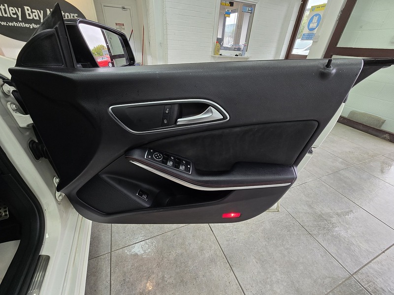 Used Mercedes-Benz CLA 2018 for sale - 76128095: Photo 12