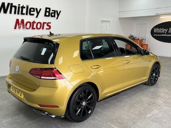 Used Volkswagen Golf 2018 for sale - 79599389: Photo