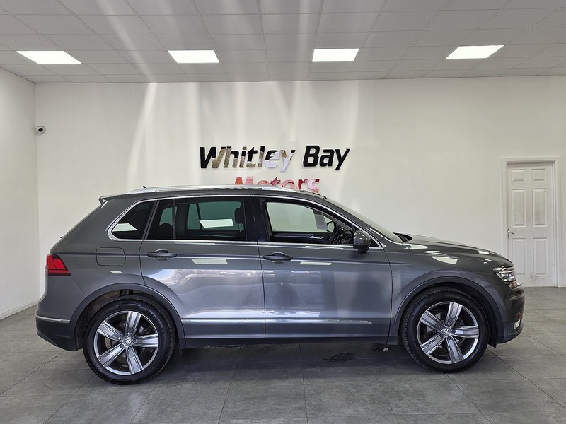 Used Volkswagen Tiguan 2017 for sale - 78168057: Photo 2