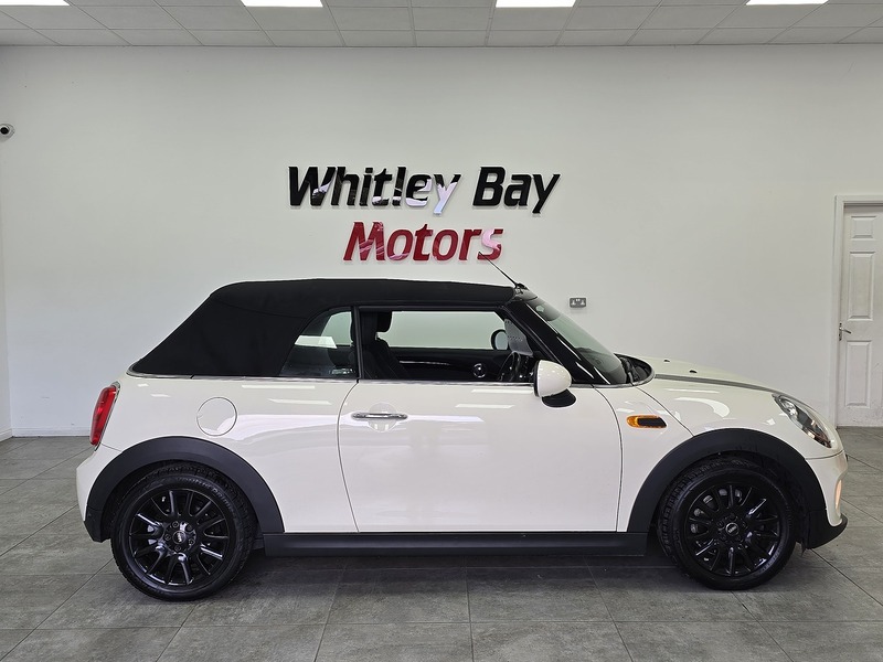 Used MINI Convertible for sale - 76464441: Photo 2