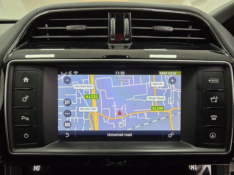 Used Jaguar F-Pace 2017 for sale - 77591413: Photo 11